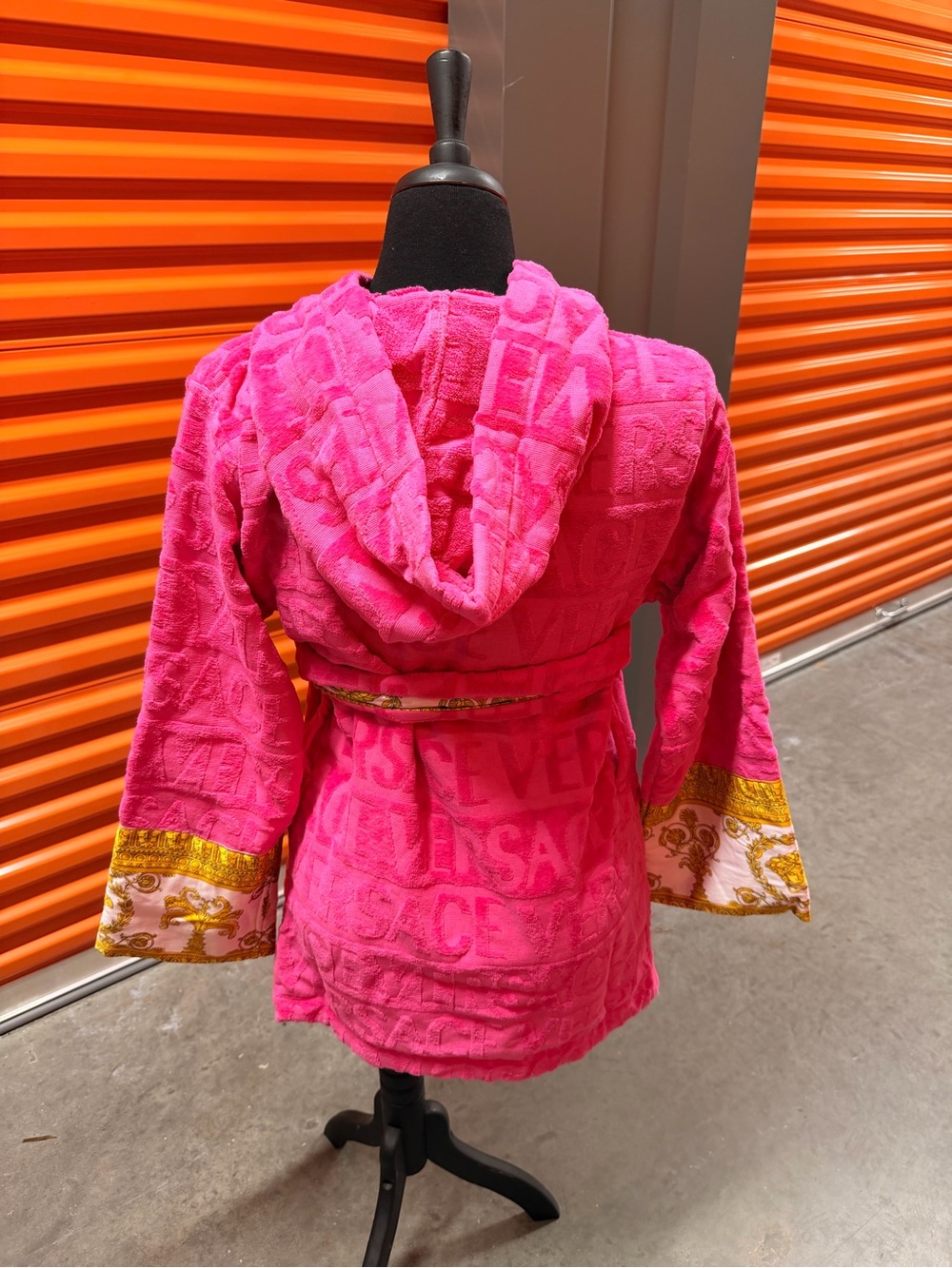 Versace Hot Pink Hooded Terry Robe Jacket with Gold Trim - Picture 5 of 10